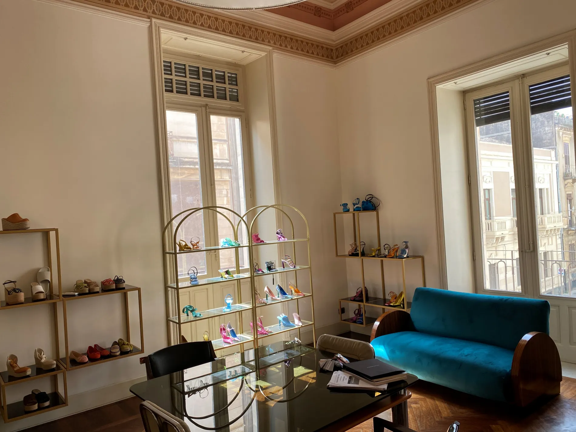 Locato piano primo del Palazzo Lanzerotti a Catania