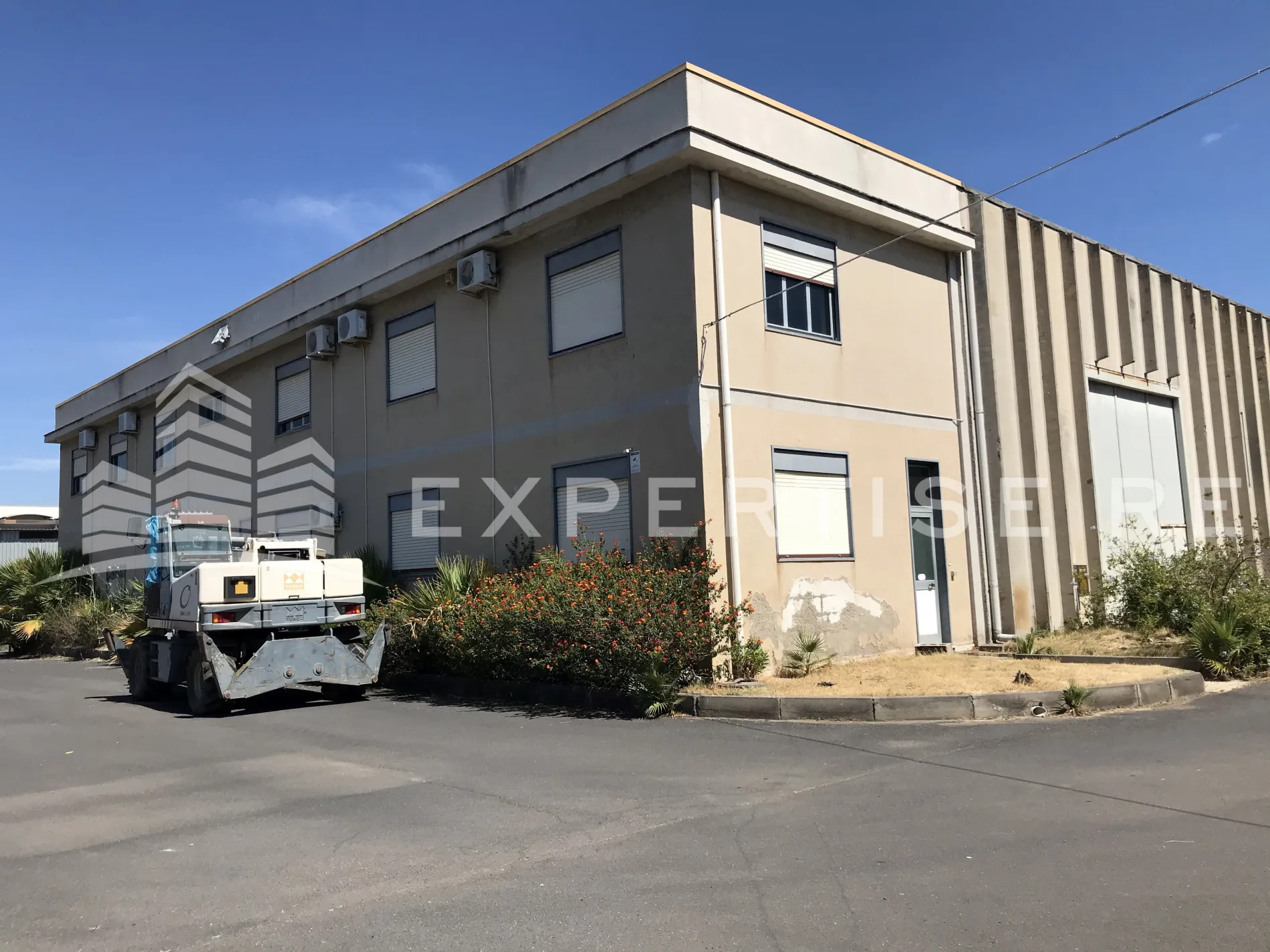 Capannone locato a (CT) - Parco Scientifico e Tecnologico